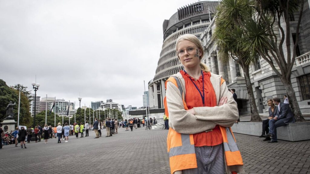 ELECT 22 - Sophie Three Waters
