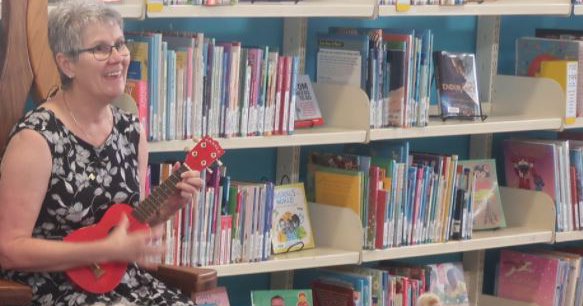 PRO - Library ukelele at Titahi Bab sally_ukelue.2e16d0ba.fill-752x394