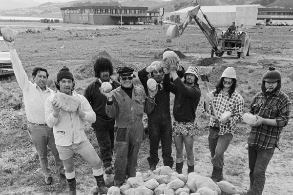 Pātaka to honour 50 years since 1975 Land March Pātaka to honour 50 years since 1975 Land March