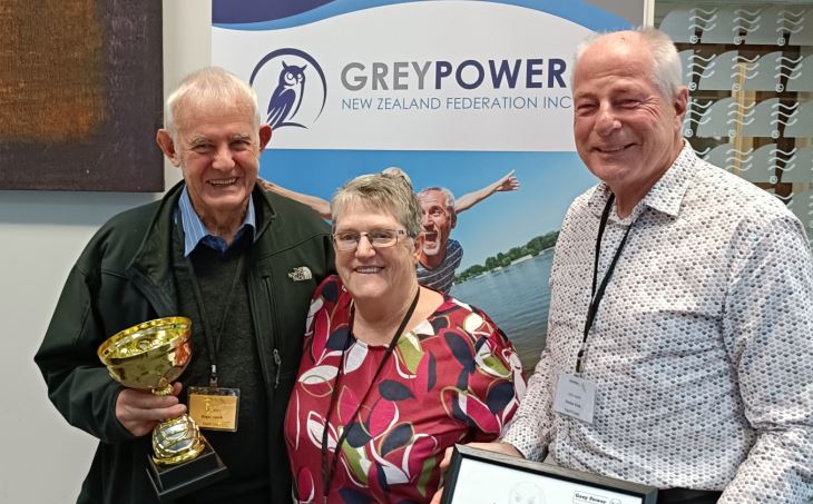 SENIORS - Grey Power win award